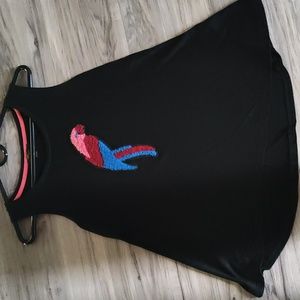 Fuzzy tropical parrot tank  S